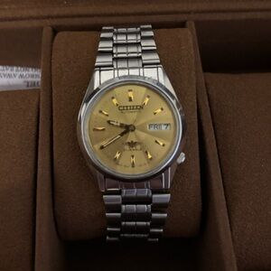 Vintage 1979 Citizen Automatic Mens Silver Watch W/daydate & Gold accents